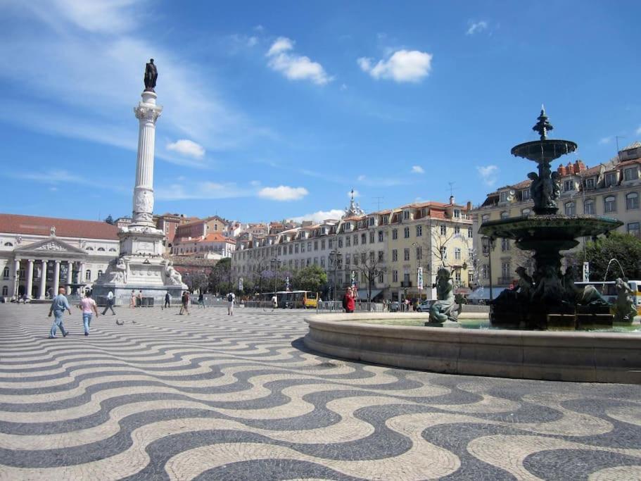 Apartment Mm3 Very Central Baixa-Rossio! Castle View And Free Parking! *