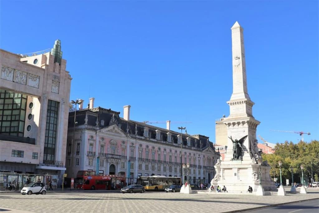 Apartment Mm3 Very Central Baixa-Rossio! Castle View And Free Parking! Lisbon