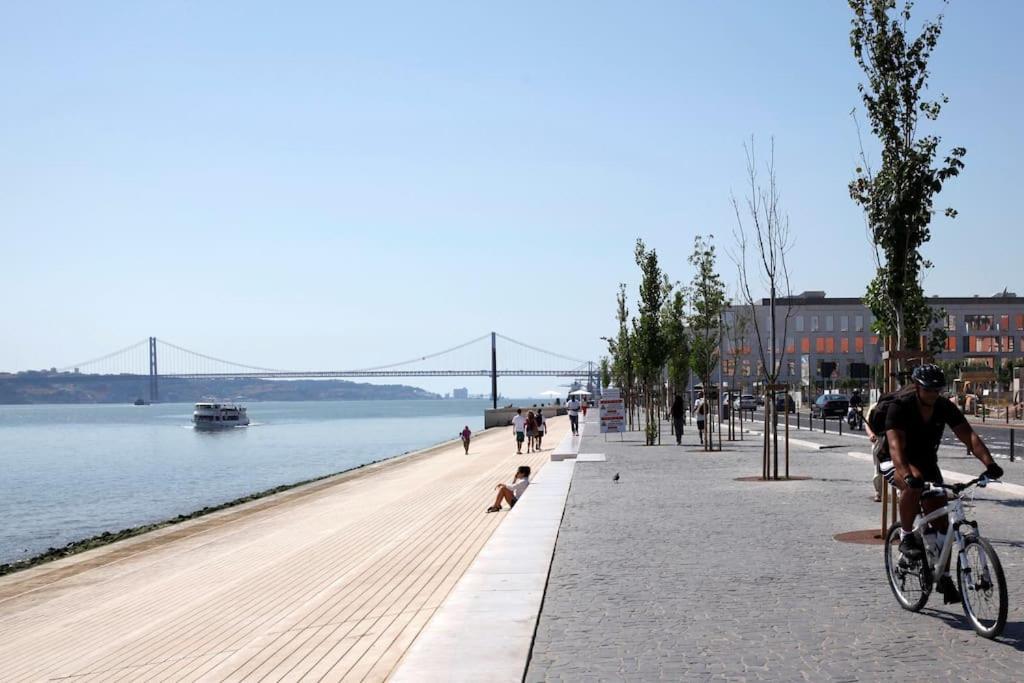 Apartment Mm3 Very Central Baixa-Rossio! Castle View And Free Parking! *